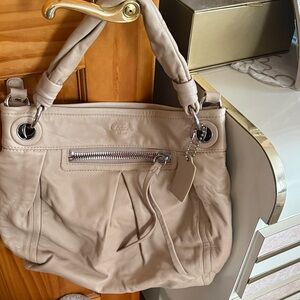 Coach Light Tan Leather Shoulder Bag